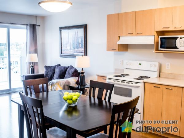 200 avenue St-Joseph - Résidence pour aînés - Sélection Retraite Bleu Horizon - Par Sélection Retraite, Rouyn-Noranda for rent