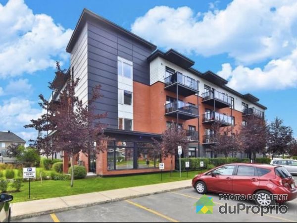 305-3745 avenue Jean-Béraud, Chomedey for rent