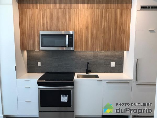 118-200 boulevard Marcel Laurin, Saint-Laurent for rent