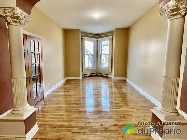 5842 rue Hutchison, Outremont for rent