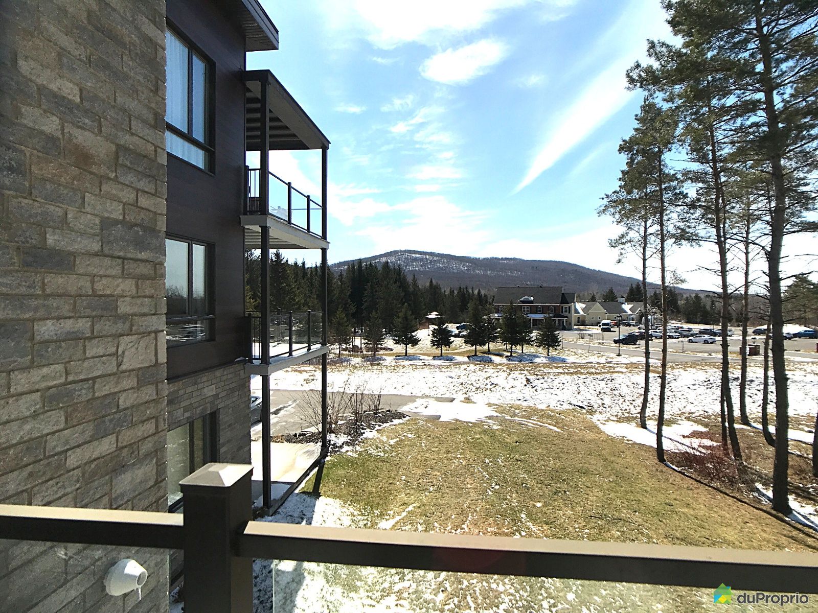 20135 rue Natura, Bromont for rent