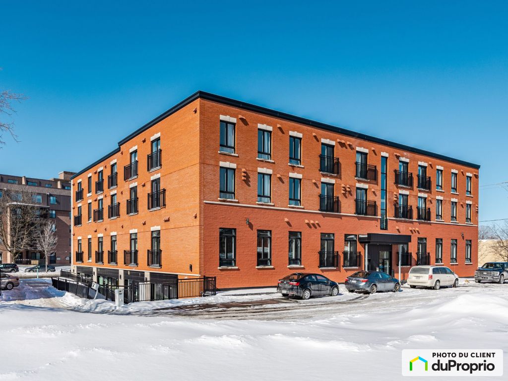 Longueuil (VieuxLongueuil) Commercial space for rent