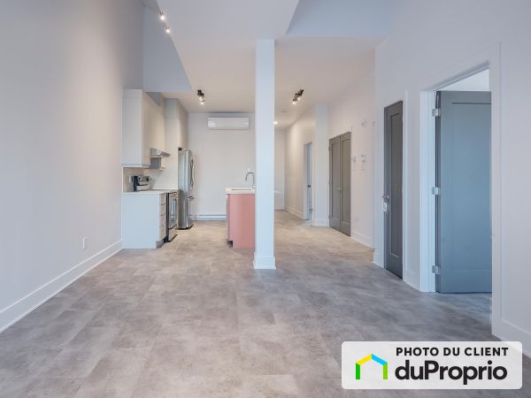 1016, Laurier, Outremont à louer