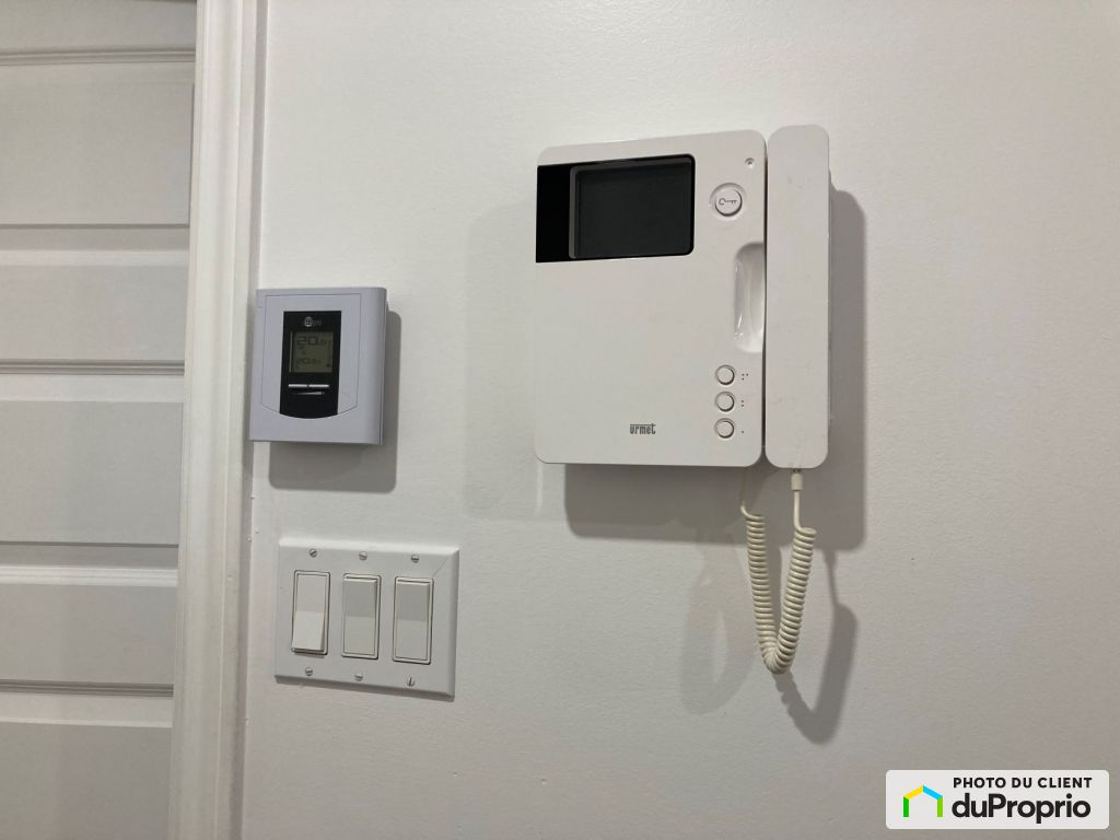 Appartement A Louer Repentigny Le Gardeur 4 1/2 102-123, boulevard Lacombe, Repentigny (Le Gardeur) à louer