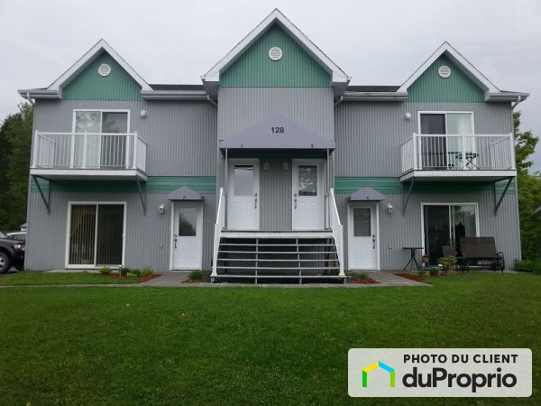 4-128 route de la Station, Ste-Justine for rent