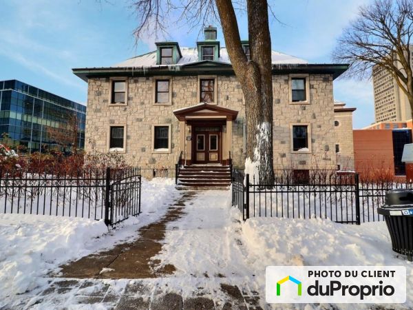 203-550 Grande Allée Est, Vieux-Québec for rent