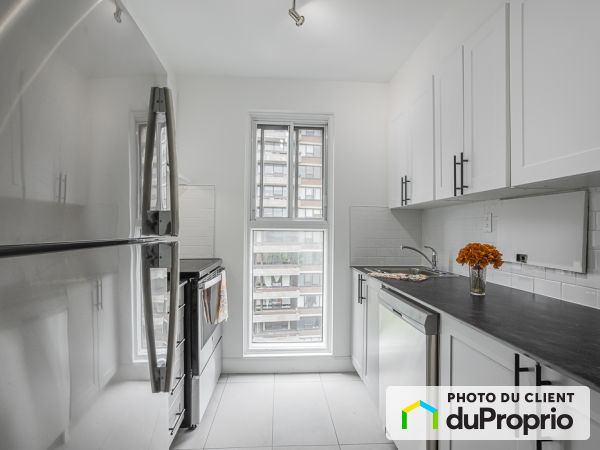 Cuisine du logement - 1530, avenue Docteur Penfield, Ville-Marie (Centre-Ville et Vieux-Montréal) à louer