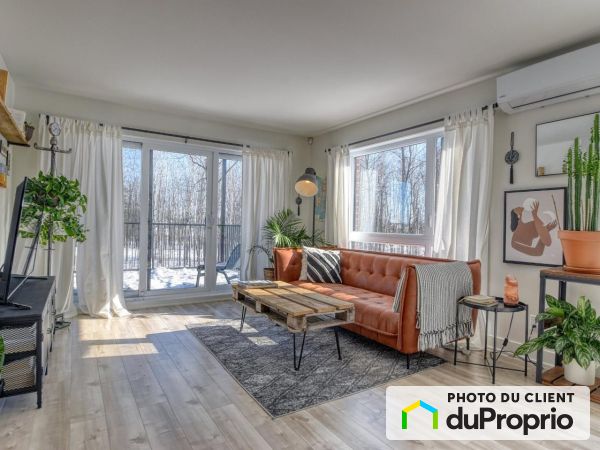 203-3600 rue Médard-Émard, Longueuil (St-Hubert) for rent