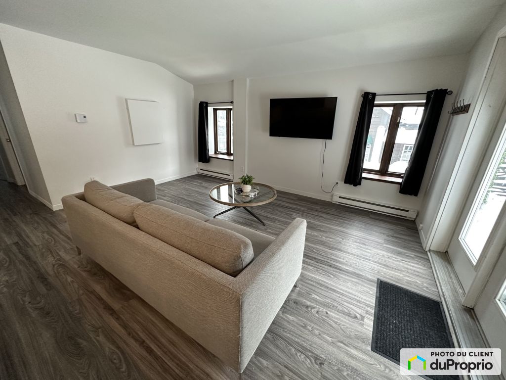 Appartements, maisons à louer, St-Sauveur