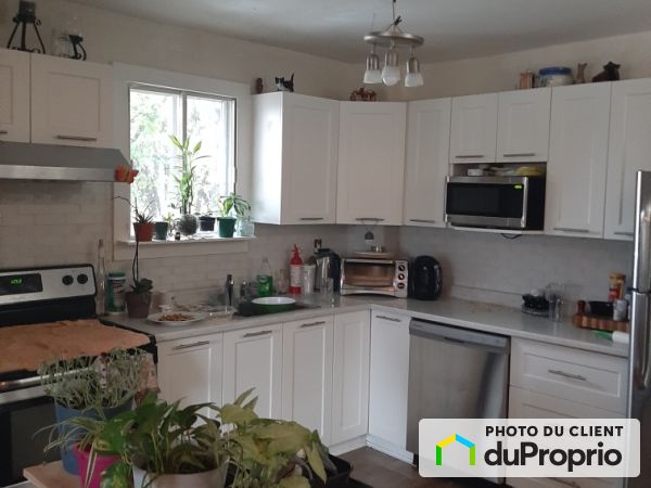 109B avenue du Pacifique, Laval-des-Rapides for rent