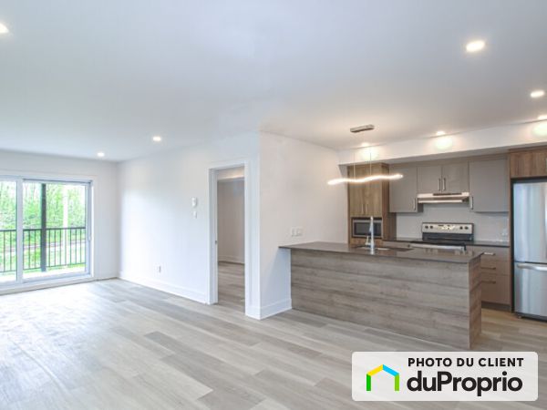 201-167 boulevard Saint-Elzéar Ouest, Vimont for rent