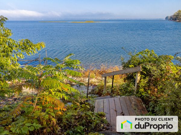 32 chemin du lac Saint-Louis, Lery for rent