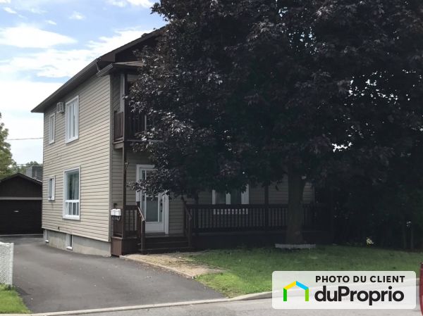 B-27 rue du Chevalier-de Rouville, Gatineau (Hull) for rent