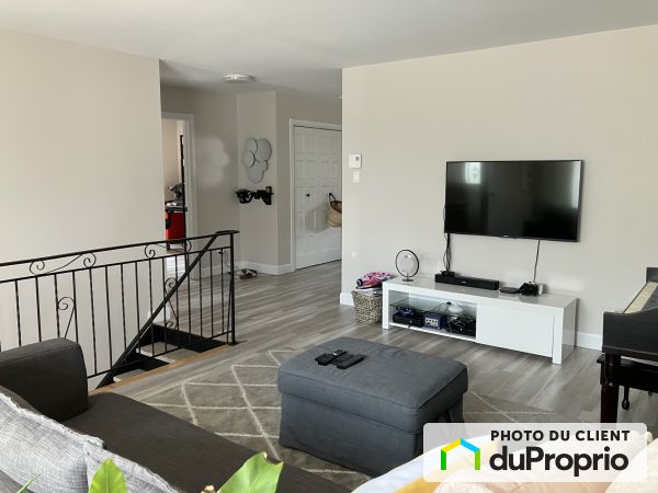 13685, rue Notre-Dame Est, Pointe-Aux-Trembles / Montréal-Est à louer