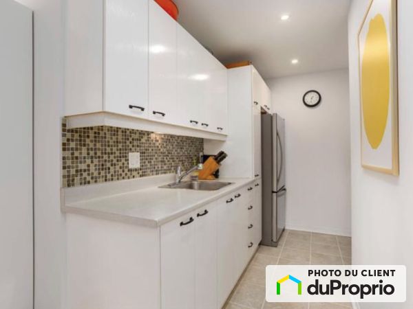 6824 boulevard des Roseraies, Anjou for rent