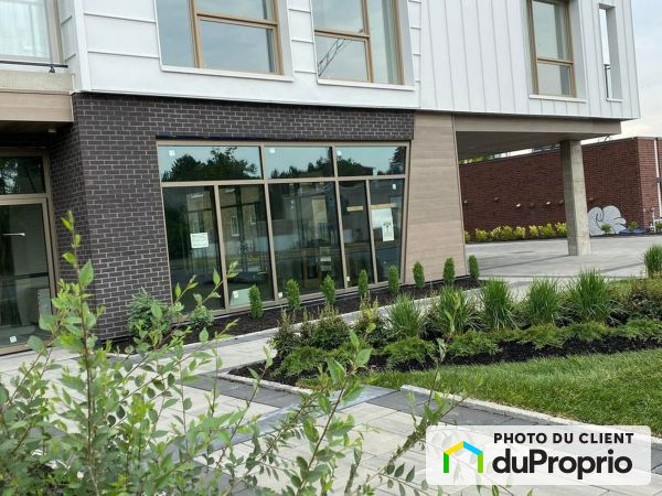 275 Boulevard du Curé-Labelle, Chomedey à louer