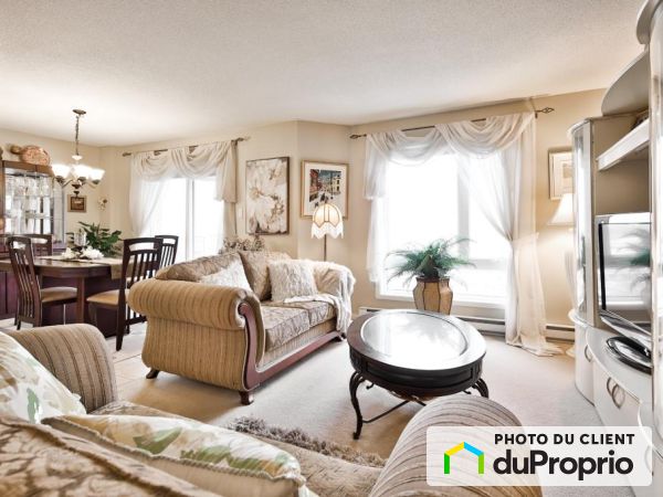 7270 avenue de Beaufort, Anjou for rent
