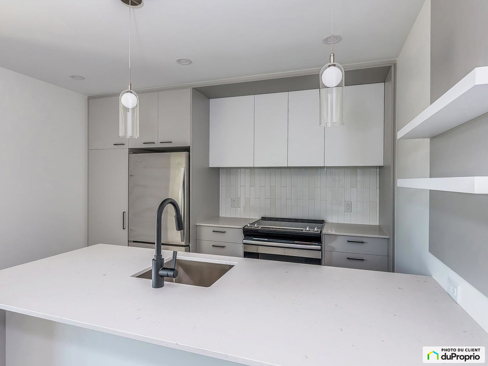 2121250, avenue ThérèseLavoieRoux, Outremont à louer