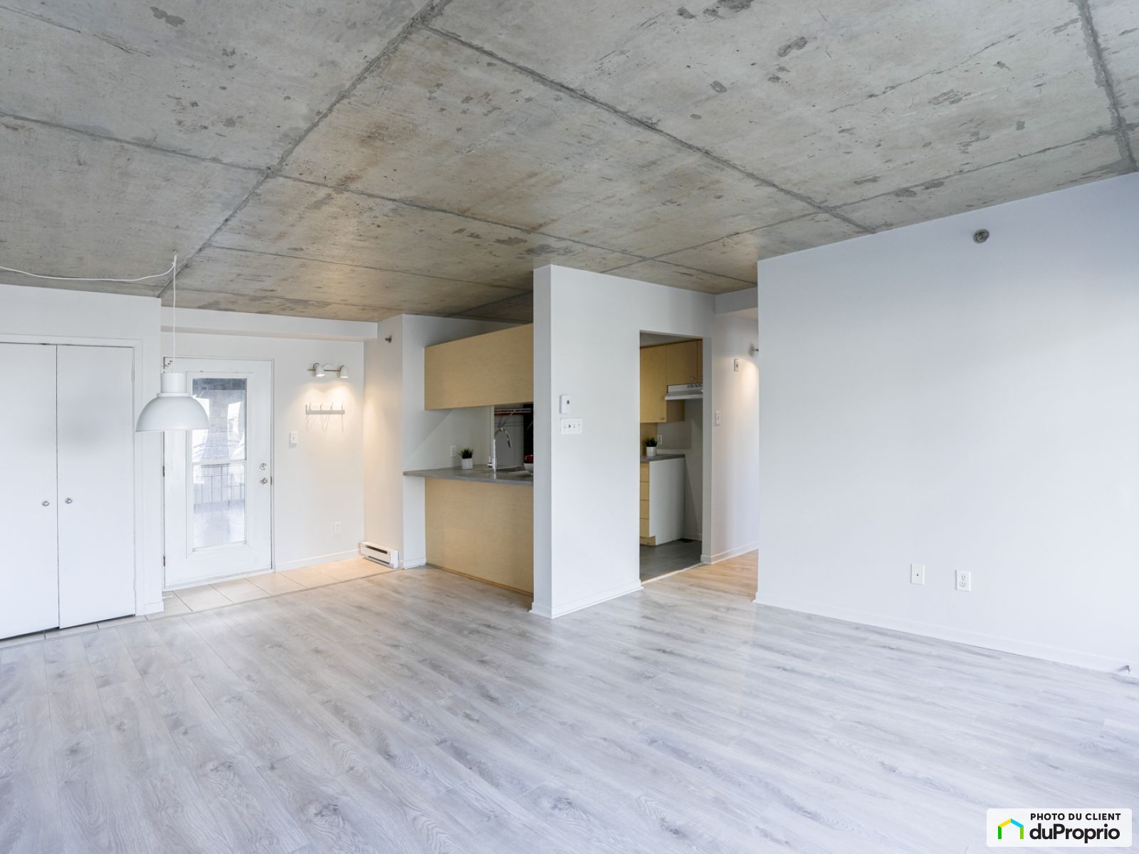 325 rue Saint-Vallier Est — photo 3