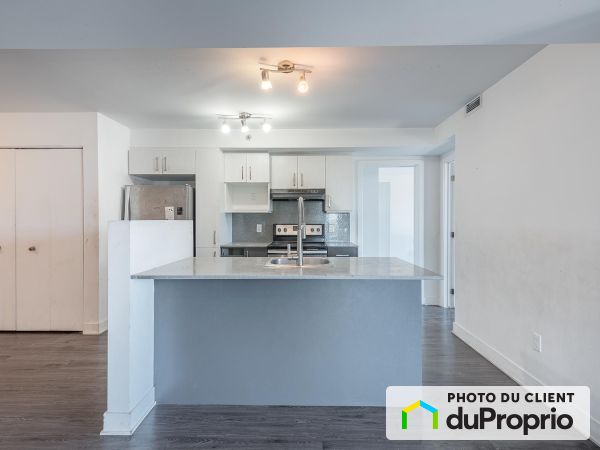 203-6500 boulevard Decarie, Côte-des-Neiges / Notre-Dame-de-Grâce for rent