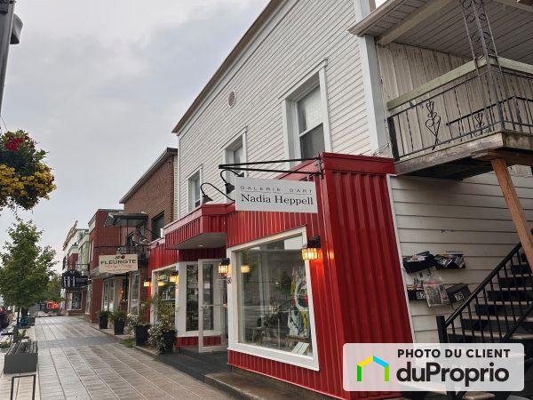 82-82 rue Principale Ouest, Magog for rent