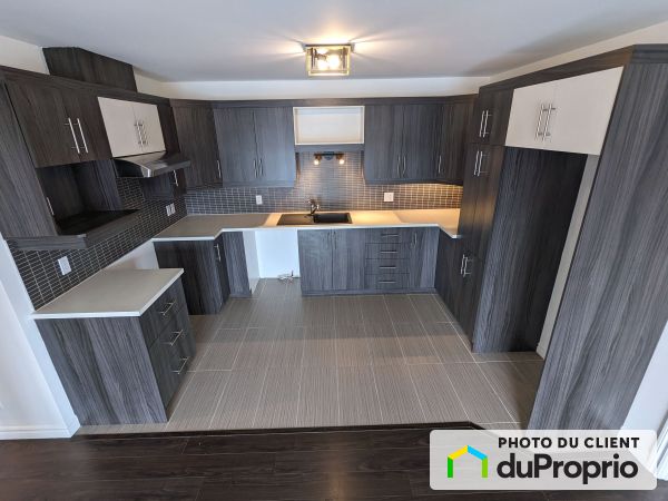 404-1428 rue Grandpierre, Val-Bélair for rent