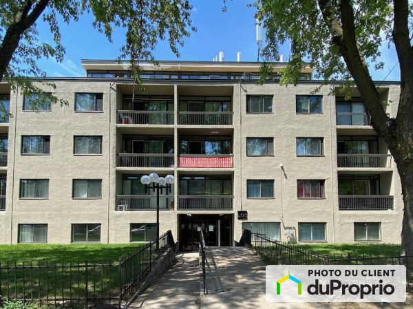 205-6325 Boulevard Maurice-Duplessis, Montréal-Nord for rent