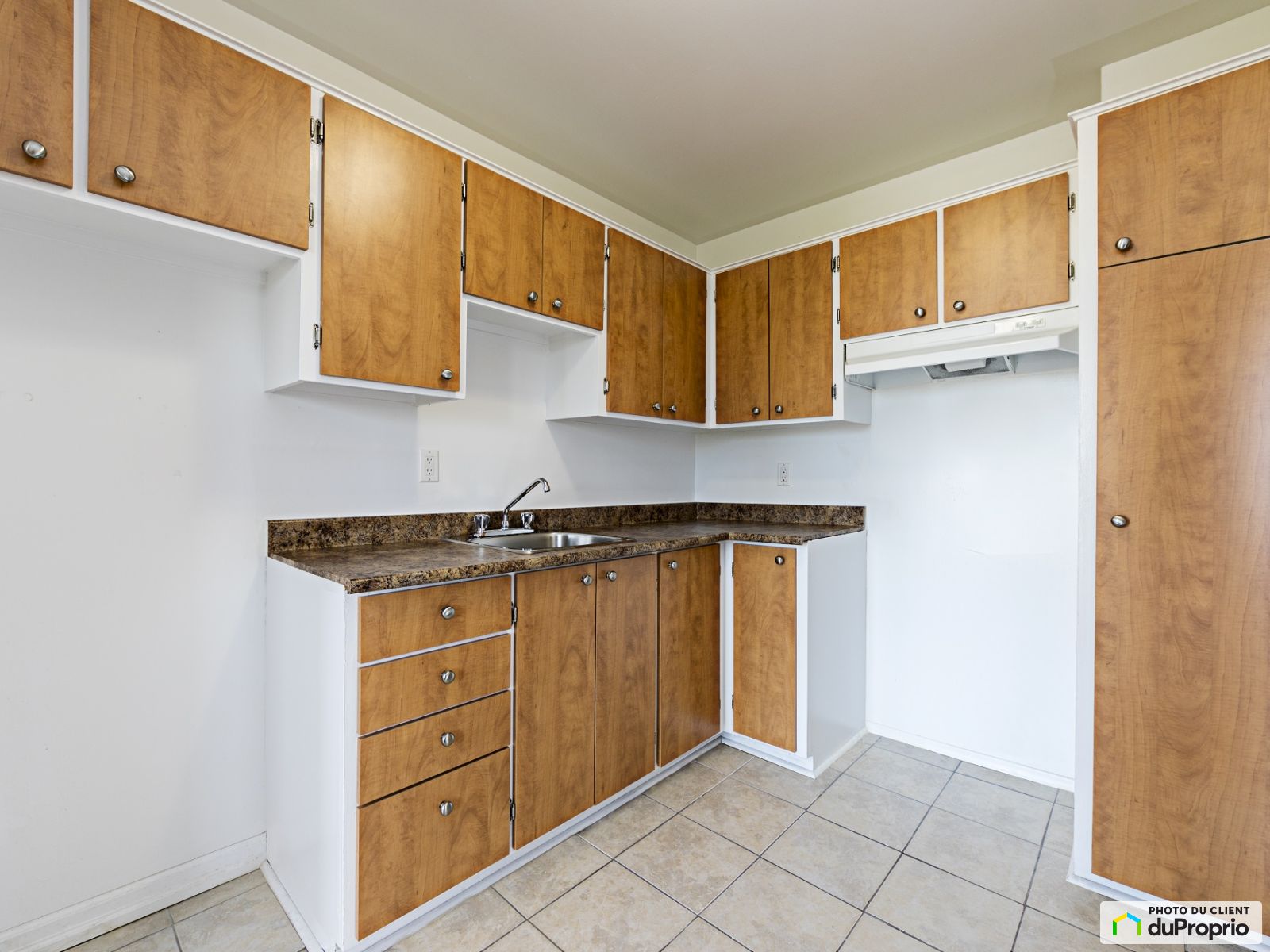 Unité 3 ½ - Jardin sur le Parc - 4570 rue René-Émard — photo 3