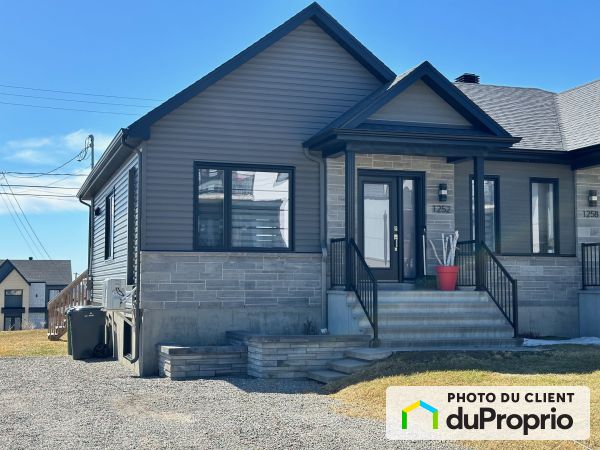1252 rue Cantin, Donnacona for rent