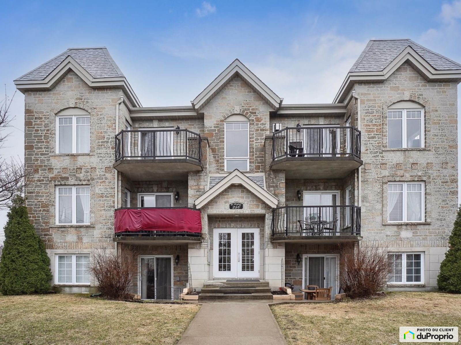 4250 rue MarieVictorin, StEustache for rent