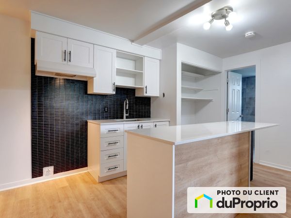 ., rue Roy, Mirabel à louer