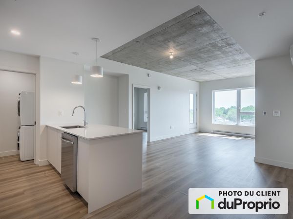 800 rue Léo, Ste-Catherine for rent