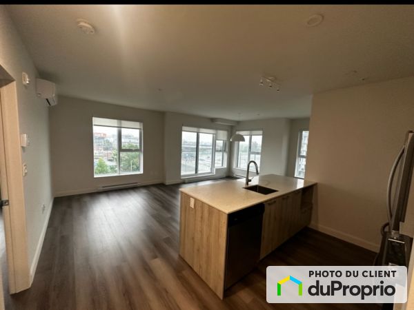 205 rue Marcel Laurin, Saint-Laurent for rent