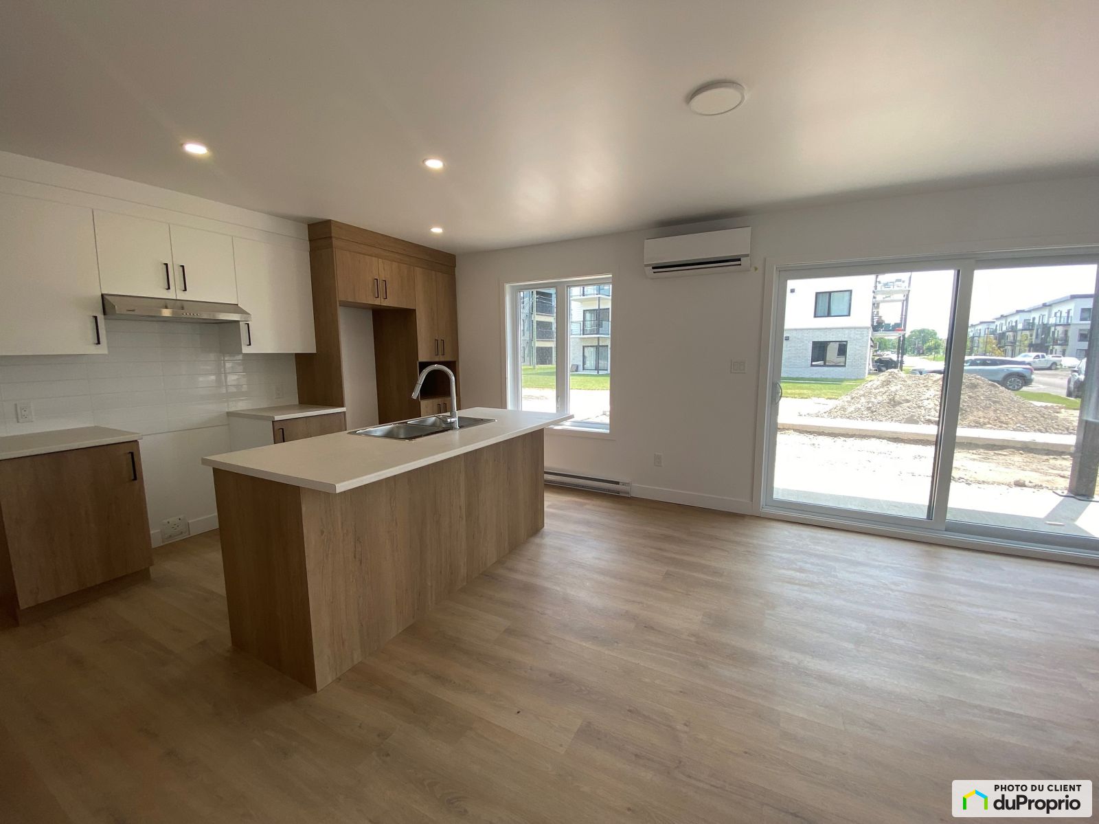 203-7245, rue Lucien-Laferté — photo 3