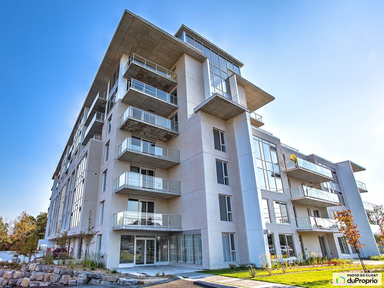 281 chemin du BasdeSainteThérèse Unité 114, Blainville for rent