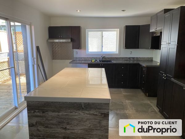 279 chemin du Coteau-Rouge, Longueuil (Vieux-Longueuil) for rent