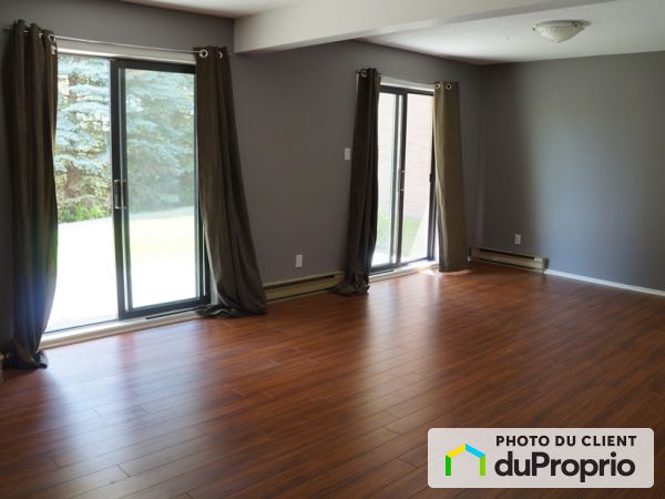 1-10 rue de Deauville, Gatineau (Hull) for rent