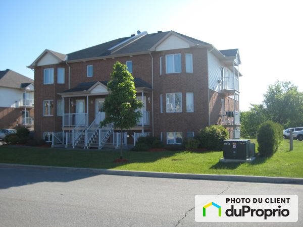 3-6 de l&#39;Astre, Gatineau (Aylmer) for rent