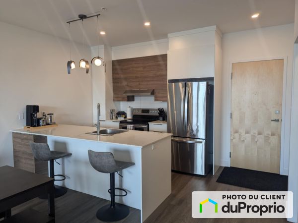 309-20 rue Principale Sud, Delson for rent