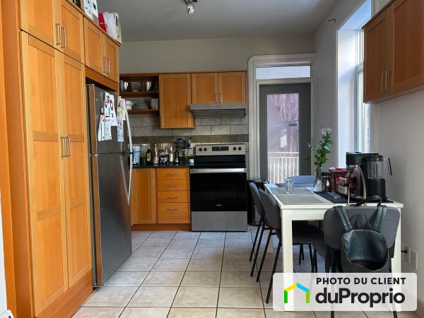 30 avenue Querbes, Outremont for rent