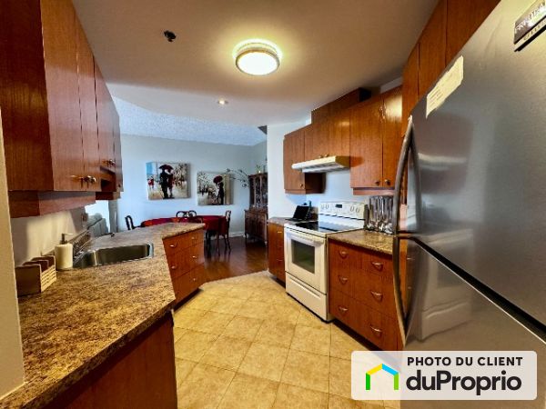 Apartment Kitchen - 406-138 rue de Maisonneuve, St-Jean-Baptiste for rent