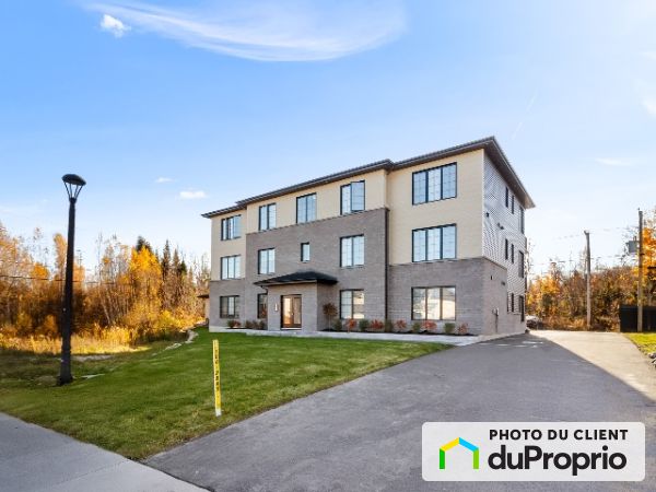 13575 rue du Médoc, Mirabel (St-Canut) for rent