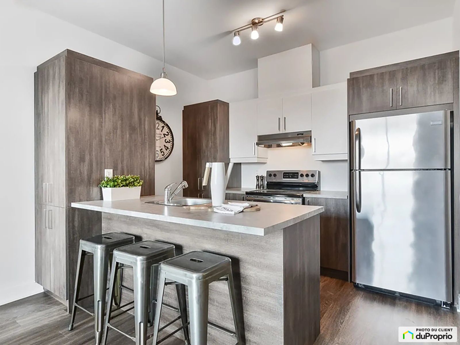 7215-7235-7165-7195 rue de Lunan - Unité 3½ — photo 1