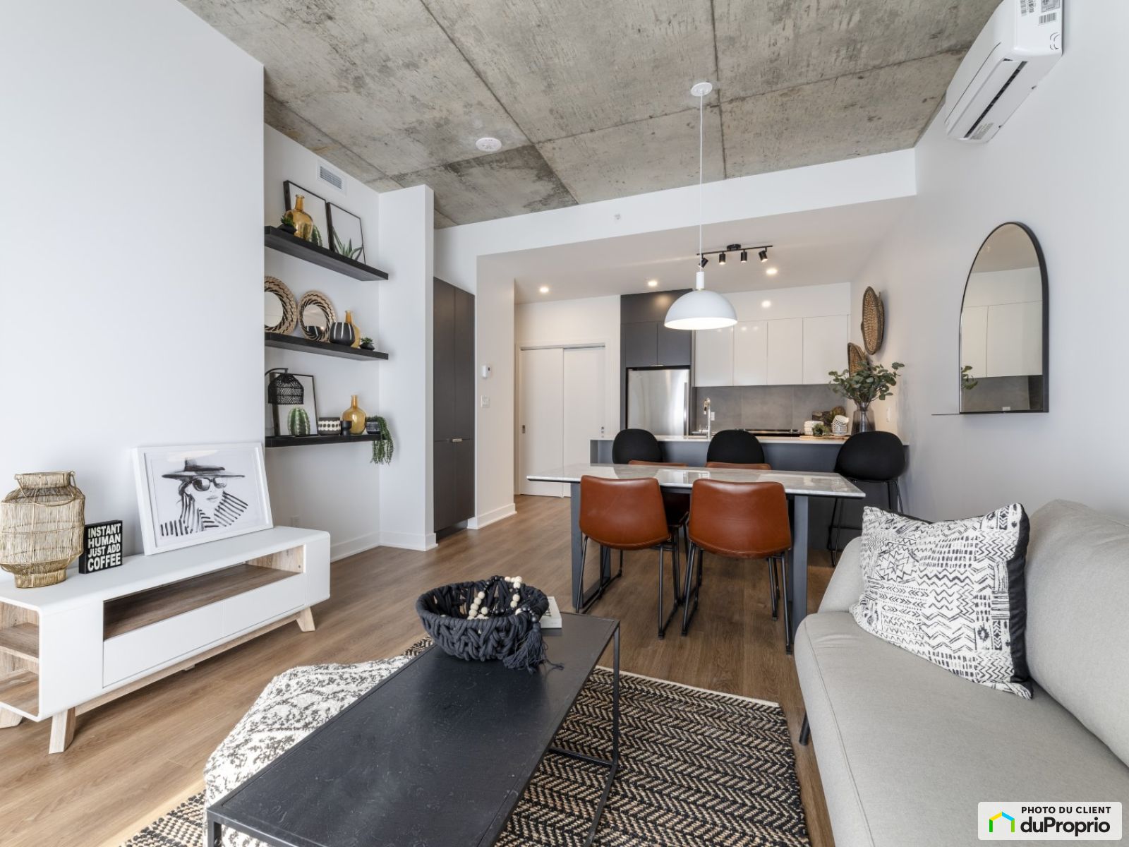 2201 rue Léger - Unité 4 ½ - Mostra Newman — photo 1