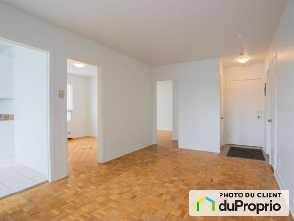 4290-4320 boulevard Métropolitain, Saint-Léonard à louer