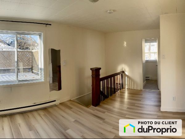 453A chemin Pierre-Peladeau, Ste-Adèle for rent