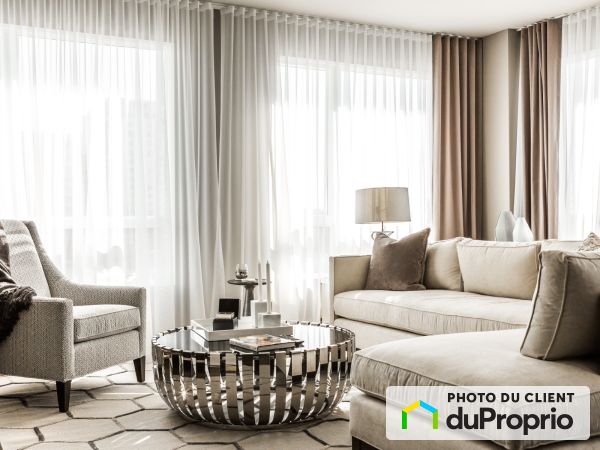 3870 boulevard Saint-Elzéar Ouest - type PH01 et PH03, Chomedey for rent