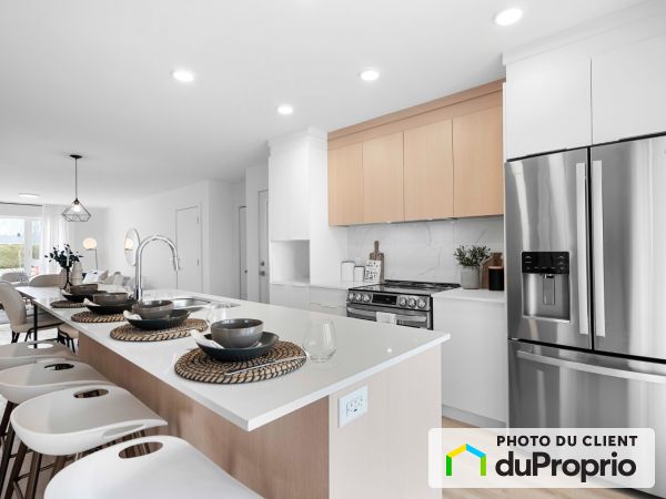 861 rue Aucoin, Berthierville à louer