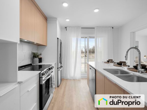 861 rue Aucoin, Berthierville à louer
