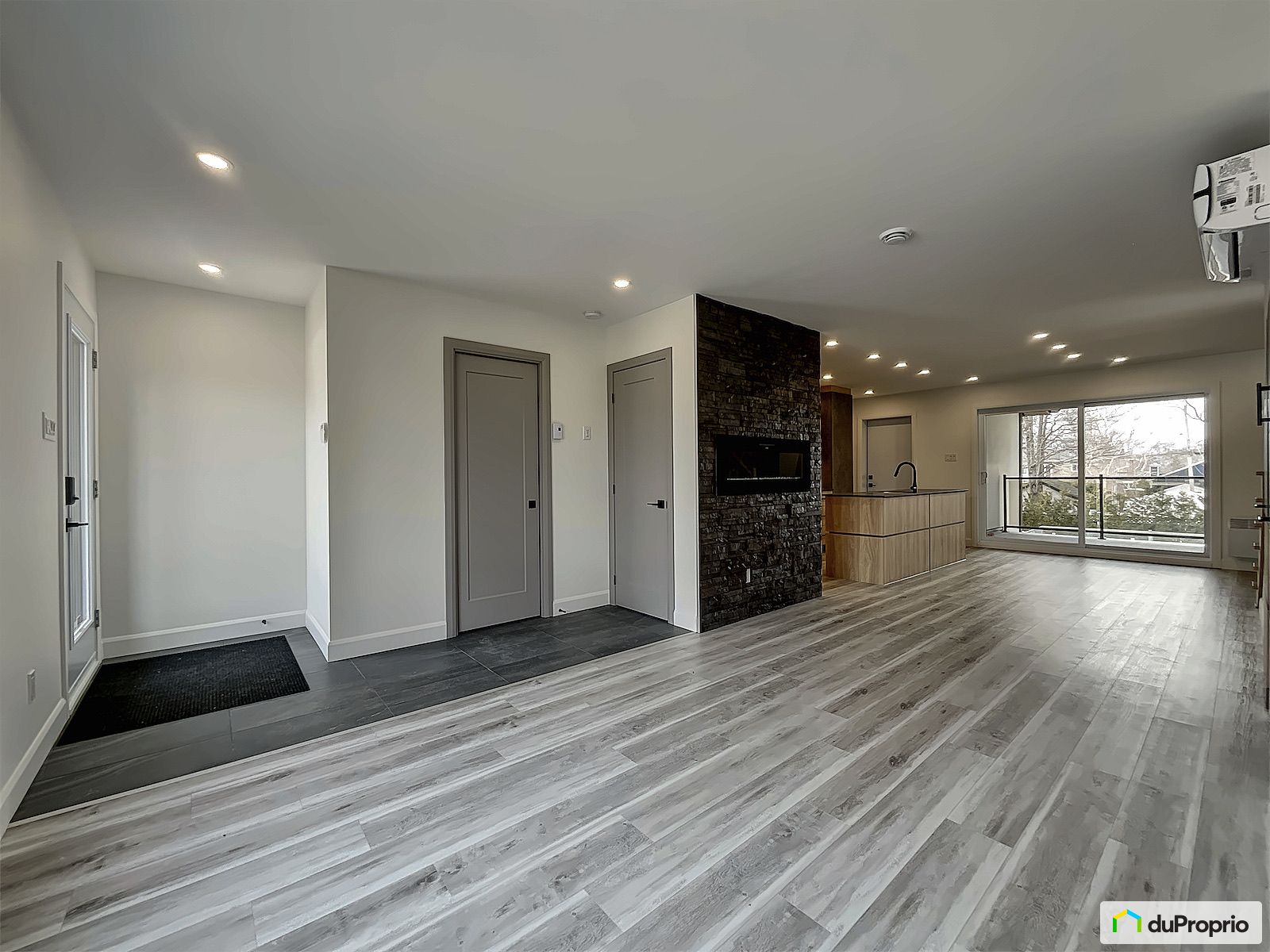 B-1269, boulevard Raymond — photo 3